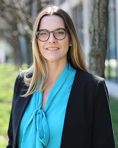 Melanie Roberts headshot